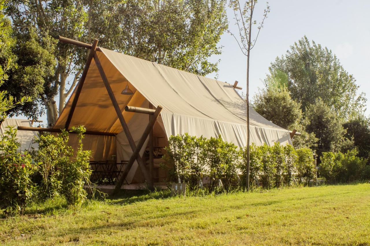 Bnatural Glamping Naturista/Nudista Барати Екстериор снимка