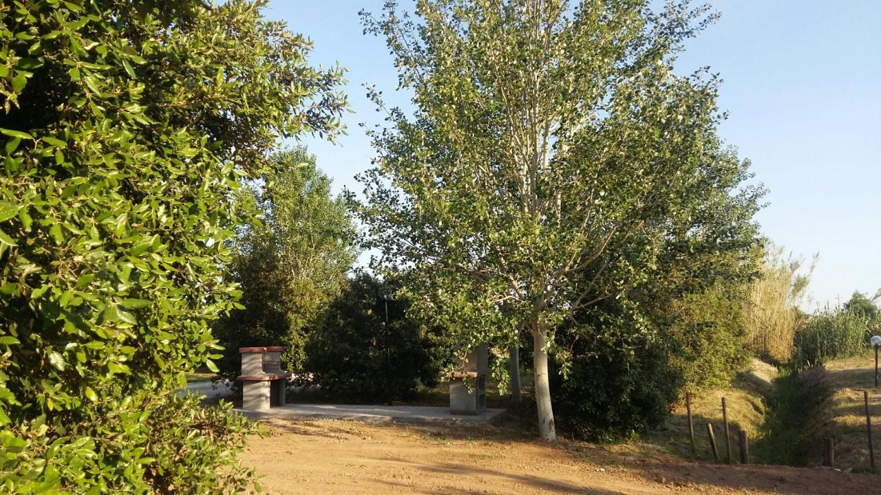 Bnatural Glamping Naturista/Nudista Барати Екстериор снимка